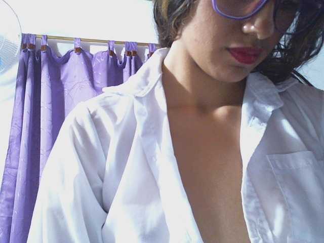 Live sex webcam photo for july-sexy #272037651