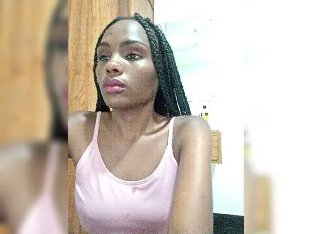 Live sex webcam photo for junea #276470505