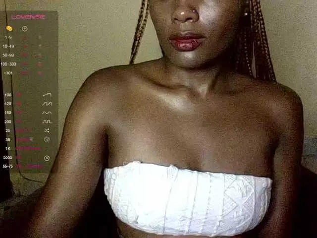 Live sex webcam photo for junea #277851259