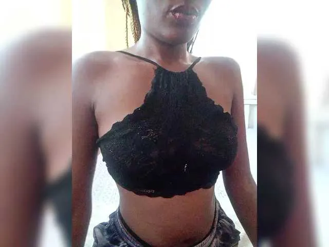 Live sex webcam photo for junea #290334913