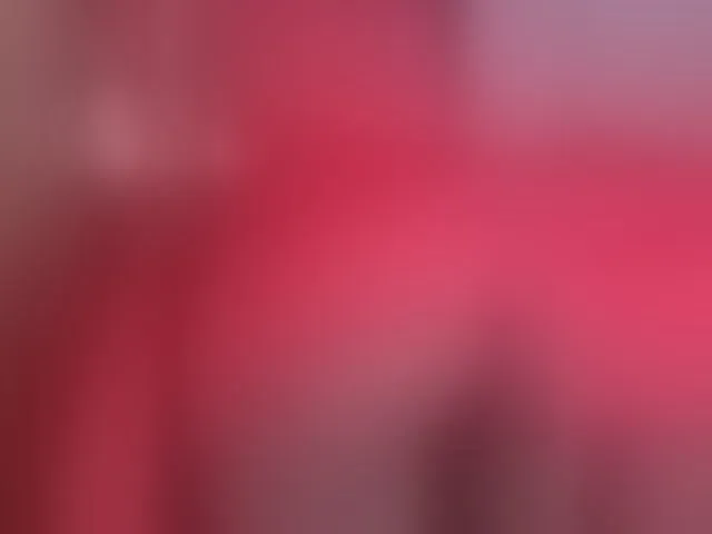 Live sex webcam photo for junea #291075422