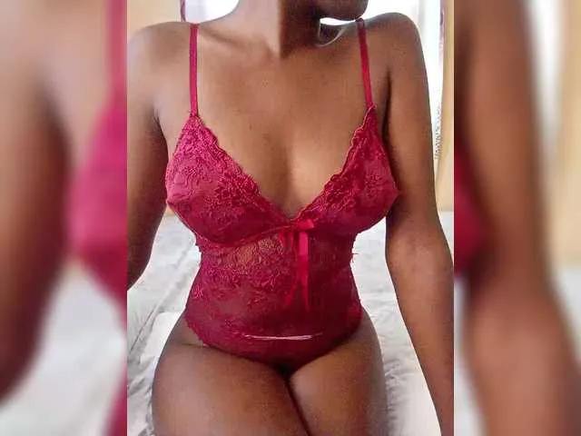 Live sex webcam photo for junea #291337033