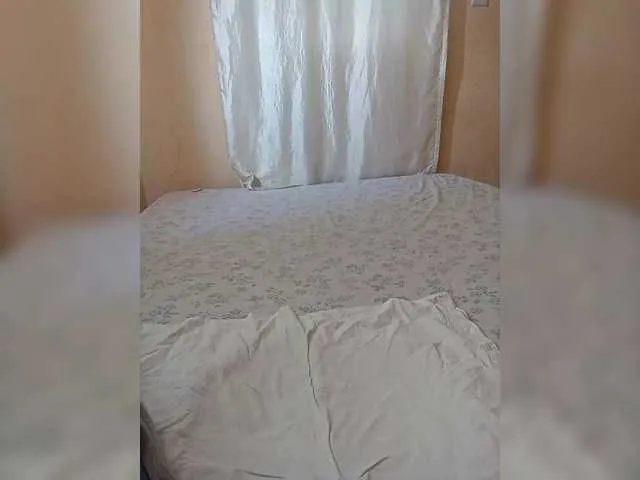 Live sex webcam photo for junea #291712474