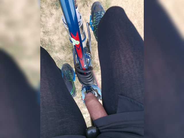 Live sex webcam photo for just4pussy #275473683