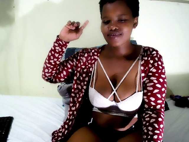 Live sex webcam photo for justRato #271715724