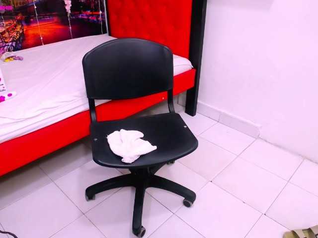 Live sex webcam photo for juwelmoom #273166542