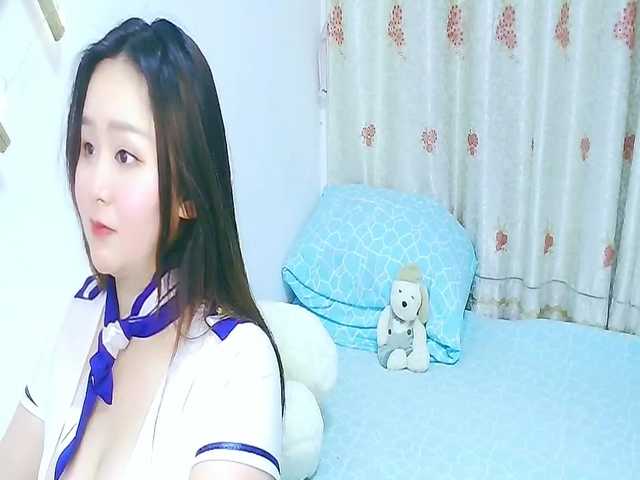 Live sex webcam photo for juyjhg890 #272789144