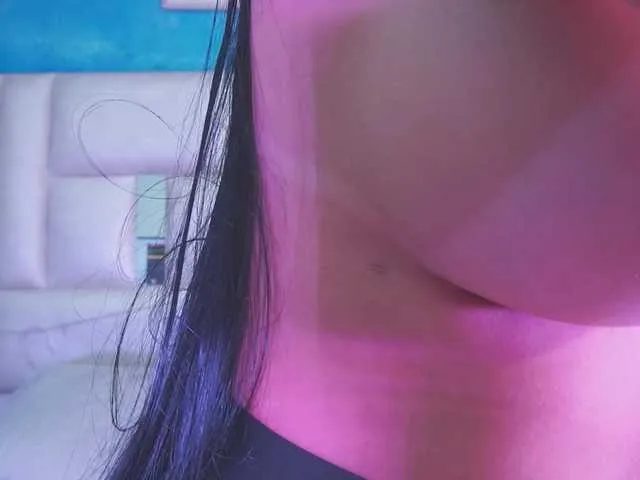 Live sex webcam photo for k-rioss #290307808
