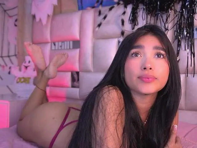 Live sex webcam photo for k-rioss #292128028