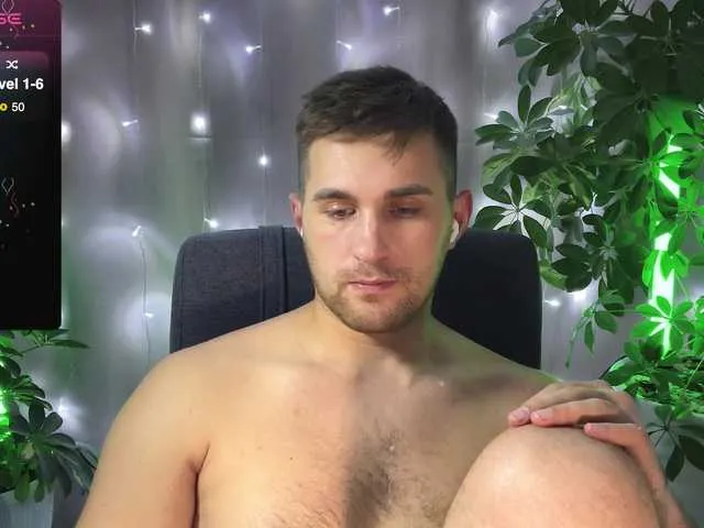 Live sex webcam photo for kOchka25 #290499387