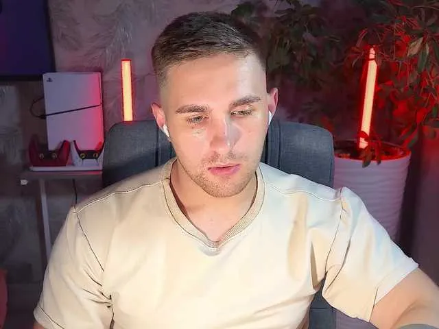 Live sex webcam photo for kOchka25 #291154138