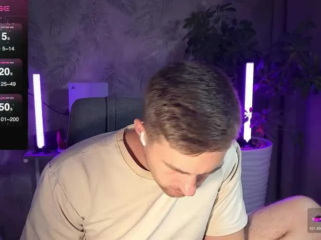 Live sex webcam photo for kOchka25 #291240390