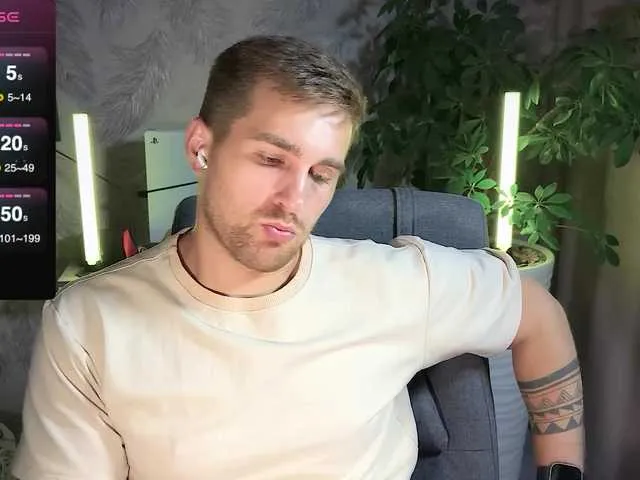 Live sex webcam photo for kOchka25 #291268373