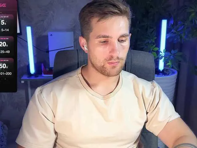 Live sex webcam photo for kOchka25 #291273757