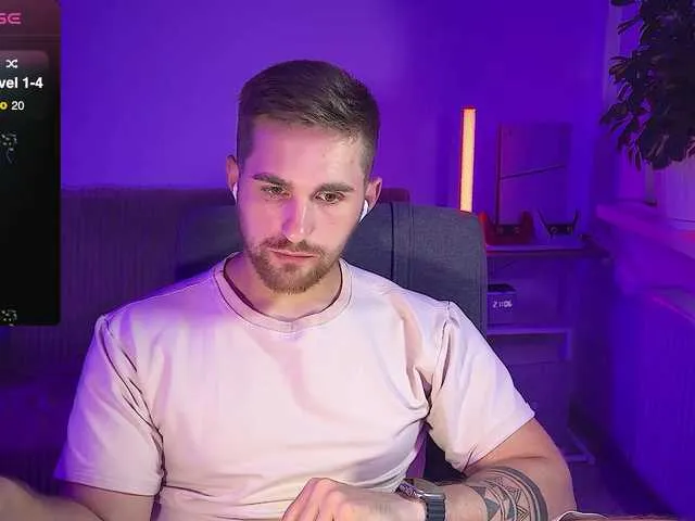 Live sex webcam photo for kOchka25 #291340909