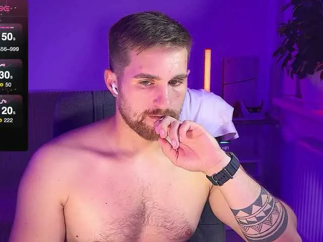 Live sex webcam photo for kOchka25 #291355435