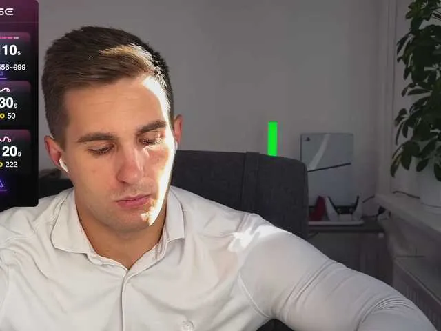 Live sex webcam photo for kOchka25 #291933234