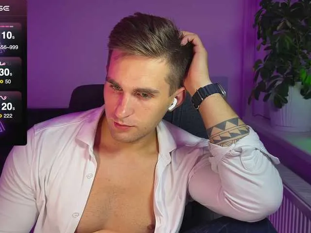 Live sex webcam photo for kOchka25 #291937034