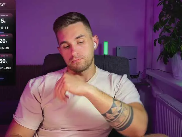 Live sex webcam photo for kOchka25 #292003268