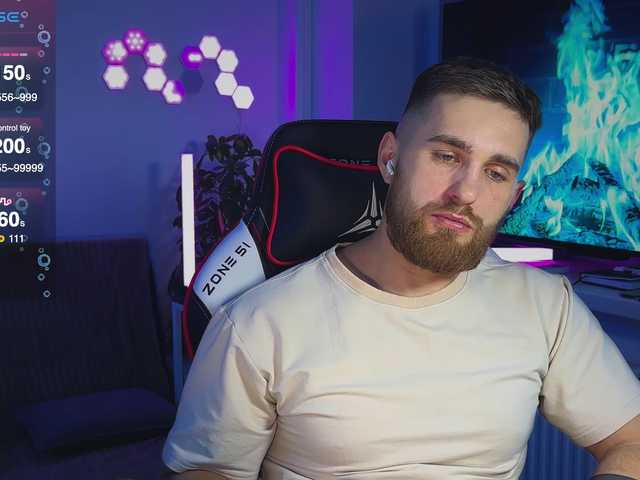 Live sex webcam photo for kOchka25 #292424451