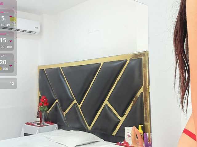 Live sex webcam photo for kailysweet1 #290628427