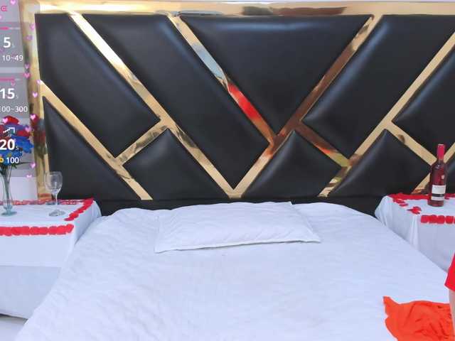 Live sex webcam photo for kailysweet1 #291238222