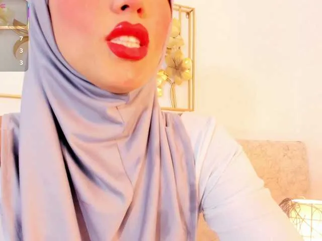 Live sex webcam photo for kalaa- #291353321