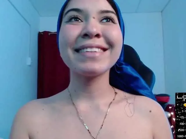 Live sex webcam photo for kalilaassad #272149241