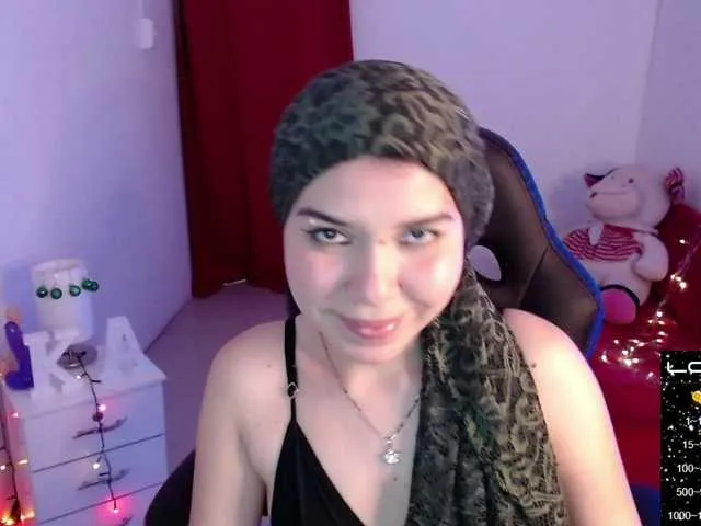 Live sex webcam photo for kalilaassad #272193210