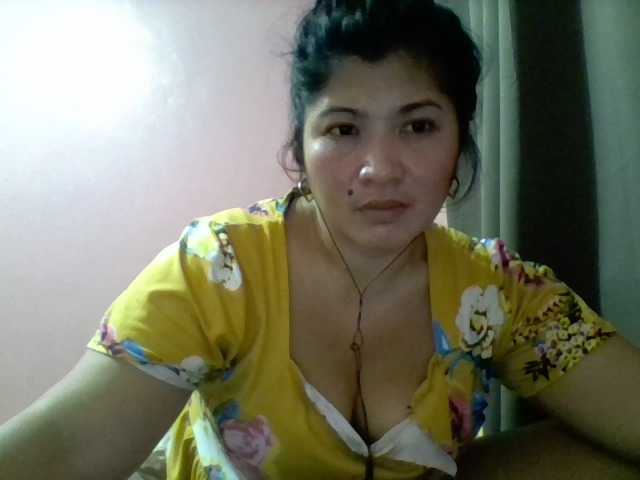 Live sex webcam photo for kaluguran14 #274258351