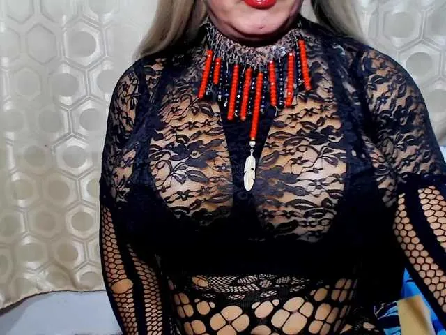Live sex webcam photo for kamilabigcock #290173178