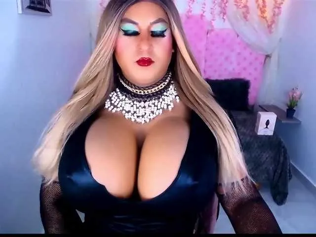 Live sex webcam photo for kamilabigcock #293148496