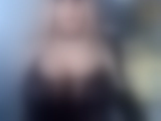 Live sex webcam photo for kamilabigcock #293577814