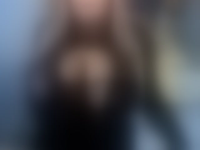 Live sex webcam photo for kamilabigcock #294336047