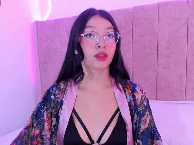 Live sex webcam photo for kaorii- #290446083