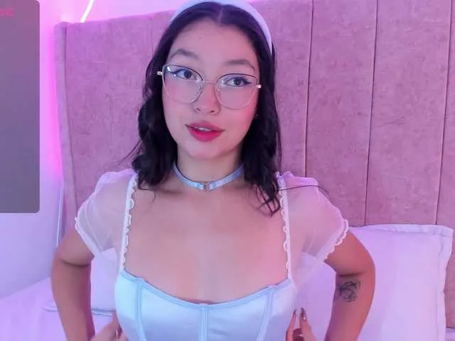 Live sex webcam photo for kaorii- #290647831