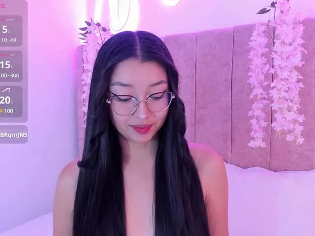 Live sex webcam photo for kaorii- #290853824