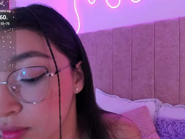 Live sex webcam photo for kaorii- #291331567