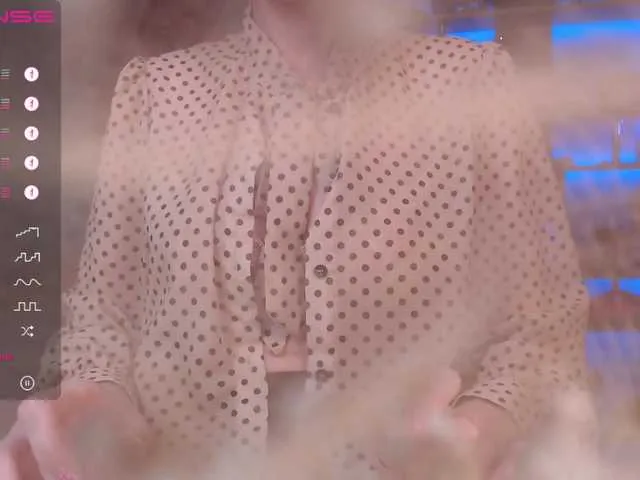 Live sex webcam photo for kara-queen #274318817