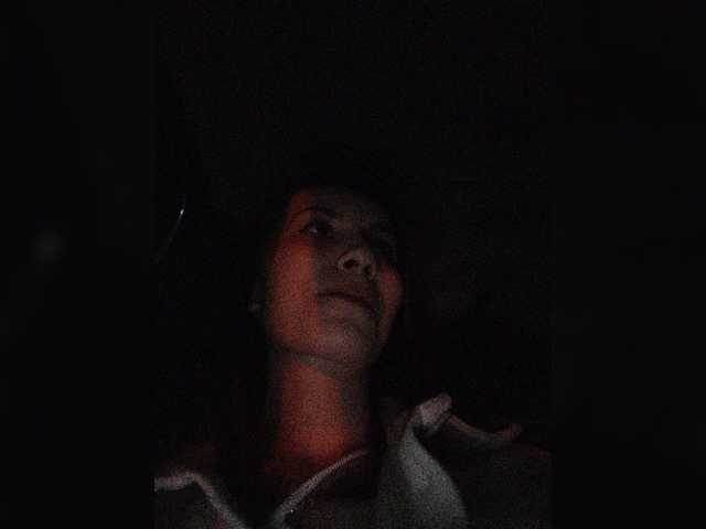 Live sex webcam photo for karamelkkka #273003159