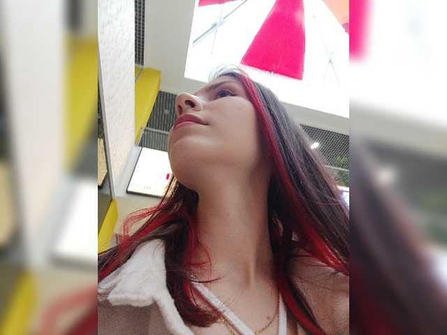 Live sex webcam photo for karamelkkka #273106282