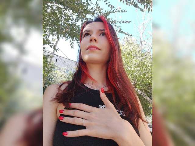 Live sex webcam photo for karamelkkka #274459701