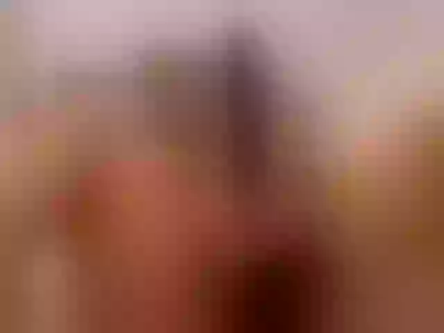 Live sex webcam photo for kareenaa #275558397