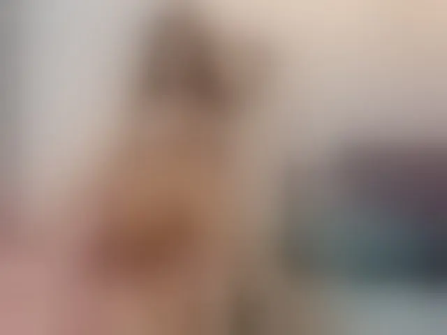Live sex webcam photo for kareenaa #276002515