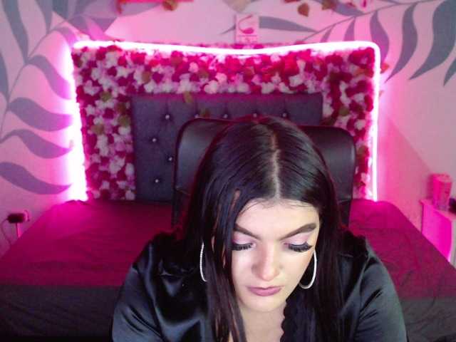 Live sex webcam photo for karely-angel #275964011