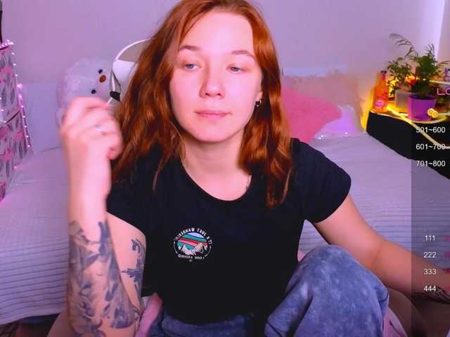 Live sex webcam photo for karenmorris #290798055