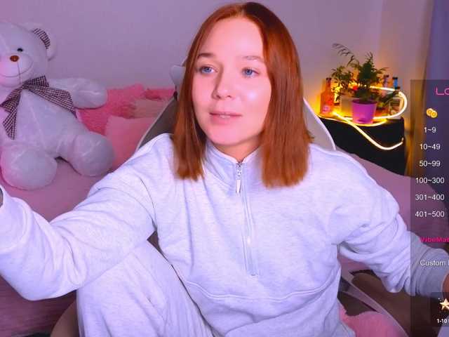 Live sex webcam photo for karenmorris #290834612