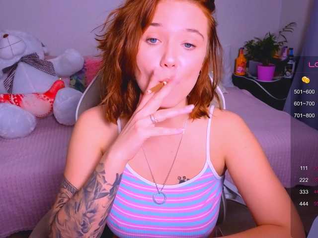 Live sex webcam photo for karenmorris #290884727