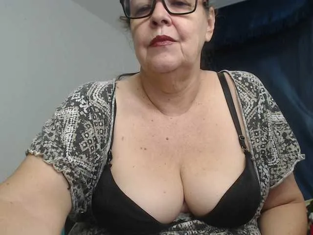 Live sex webcam photo for karime99 #293150665