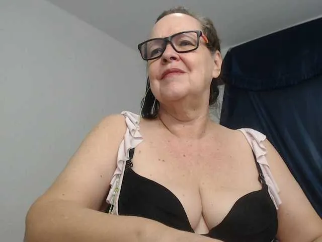 Live sex webcam photo for karime99 #293166081